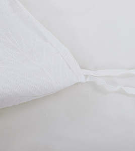 Juego de Ropa de Cama de Lujo 100% Algodón Satén Jacquard, Color Blanco Hueso, Seguro para la Piel, para una Experiencia de Sueño Premium - Product Image 6