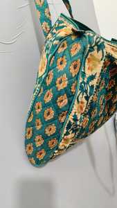 Bolsa de Viaje de Fin de Semana Acolchada de Algodón con Diseño de Patchwork, Bolsa de Hombro con Cierre para Deportes y Actividades al Aire Libre - Product Image 3