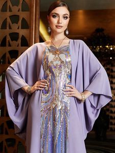 Abaya Longa Personalizável e Elegante para Mulheres Muçulmanas, Vestido Islâmico Longo com Lantejoulas Personalizadas para Mulheres Muçulmanas - Product Image 1