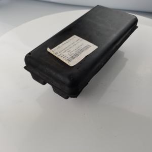 وسادات مطاطية للمسارات بطول 260 مم لماكينات الطحن طراز 2411111 2102696 W120F W1000F W1900 W200 - Product Image 3