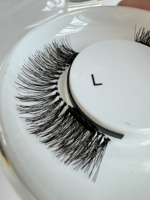 Vente en gros de faux cils magnétiques réutilisables de haute qualité avec boîte de cils transparente et simple faux cils magnétiques