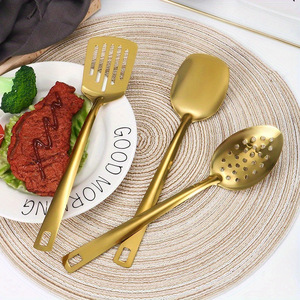 En gros, <span class=keywords><strong>ensemble</strong></span> d'ustensiles de cuisine en acier inoxydable : <span class=keywords><strong>Spatule</strong></span> ajourée, <span class=keywords><strong>Louche</strong></span> à soupe, Cuillère, Cuillère ajourée, <span class=keywords><strong>Spatule</strong></span> - Product Image 6