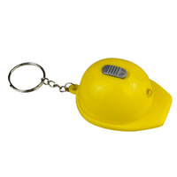 Promotion Bon marché Logo personnalisé Porte-clés ouvre-bouteille en plastique LED en forme de casque