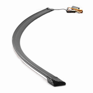 Accessoire de décoration de voiture Lumière d'intérieur de voiture Bande lumineuse à fibre LED rouge pour voiture Lumière d'aile arrière - Product Image 6