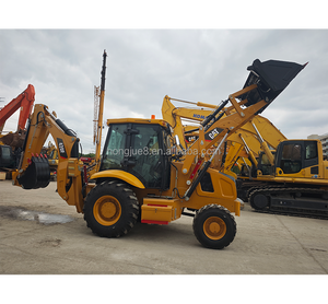 Chargeuse-pelleteuse <span class=keywords><strong>Caterpillar</strong></span> CAT420F d'<span class=keywords><strong>occasion</strong></span> en bon état, CAT420F avec fonction 4 en 1 et bras télescopique - Product Image 2
