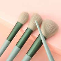 Nouvel ensemble de 13 pinceaux de maquillage à manche en bois et fibres synthétiques vertes toutes saisons, pour joues et anticernes, portable, OEM/ODM, marque privée