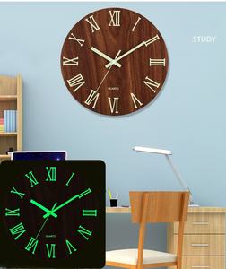 Nuovo Orologio da Parete in Legno Luminoso al Buio, 12 Pollici, Silenzioso, con Numeri e Lancette Luminose che Assorbono l'Energia, Decorazione in MDF - Product Image 2