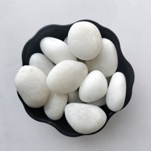 <span class=keywords><strong>Pierre</strong></span> naturelle de qualité supérieure, galets polis blanc neige, pierres de pavage décoratives pour l'aménagement paysager des jardins et des parcs - Product Image 1