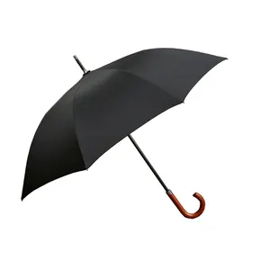 Saco de golfe promocional Logotipo personalizado Impressão Preto Windproof Fibra De Vidro Rainy Auto Open Straight J Long Wooden Handle Umbrella