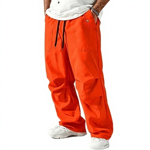 Pantalon de jogging cargo orange pour homme, taille élastique avec cordon de serrage, plusieurs poches, décontracté, respirant, léger, tissé, idéal pour l'été - Product Image 1
