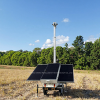 Remorque de vidéosurveillance solaire mobile avec caméra PTZ rotative à 360 ° pour la surveillance de la sécurité extérieure