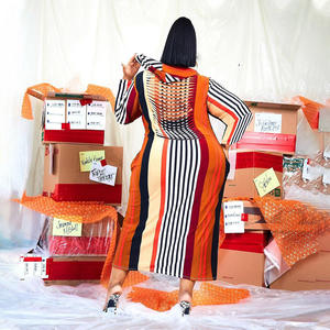 Gran oferta <span class=keywords><strong>de</strong></span> ropa <span class=keywords><strong>de</strong></span> mujer <span class=keywords><strong>de</strong></span> talla grande lote impreso flor quemada doble bolsillo vestidos con capucha mujeres vestido <span class=keywords><strong>de</strong></span> una pieza - Product Image 3