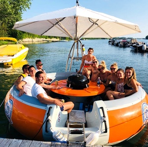 Bote Eléctrico <span class=keywords><strong>para</strong></span> 10 Personas con <span class=keywords><strong>Barbacoa</strong></span>, Mesa de Comedor y Sombrilla <span class=keywords><strong>para</strong></span> Lago, Muelle y Resort - Product Image 2