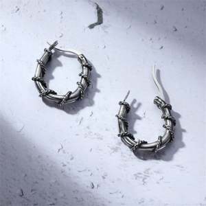 Pendientes de acero inoxidable de ratán Vintage europeo y americano Pendientes redondos de moda Pendientes de acero de titanio - Product Image 3