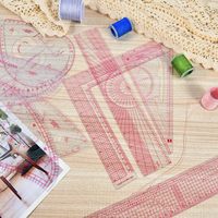 Outil de mesure de règle de couture en plastique de courbe française Offre Spéciale pour la conception de vêtements de patchwork emballés dans un sac