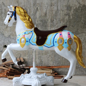 Benutzer definierte rosa Harz Merry Go Round <span class=keywords><strong>Horse</strong></span> kommerziellen Indoor-Spielplatz Themenpark Fotografie Shop Dekoration - Product Image 2