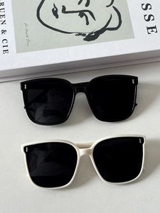 Retro Classic Square Big <b>Frame</b> <b>Black</b> & White PC Sunglasses for Unisex with UV400 Protection - Product Image 2