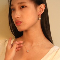 Ensemble de collier de perles de mariée de conception simple bijoux mode femmes PVD plaqué or 18 carats collier de perles et boucles d'oreilles ensembles de bijoux