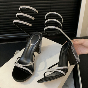 Sandales à talons hauts XSD Crystal style romain à brides, à enfiler, pour l'été, avec jupe courte, talons fins - Product Image 3