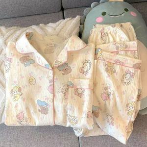 Pigiama Estivo da Donna a Maniche Lunghe con Design Cartoon - Pinguino e Nuvole in Flanella per Casa - Product Image 5