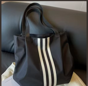 Sac à bandoulière noir rayé en PU pour femme, style dessin animé, avec fermeture éclair, imperméable, grande capacité, poignée unique, sac fourre-tout - Product Image 2