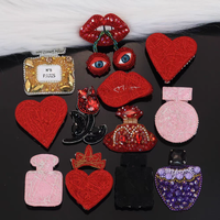 Accessoires de couture décoratifs 3D tendance : Patchs perlés et strass pour robes, chapeaux, sacs, broderies de Noël en feutre non tissé