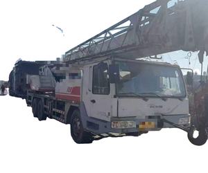 Grúa de Camión Usada de 25t, Año 2012, qy25v, Zoomlion QY100 QY220v QAY180 QY70V QY25H QY130H QY25V QAY180 - Product Image 1