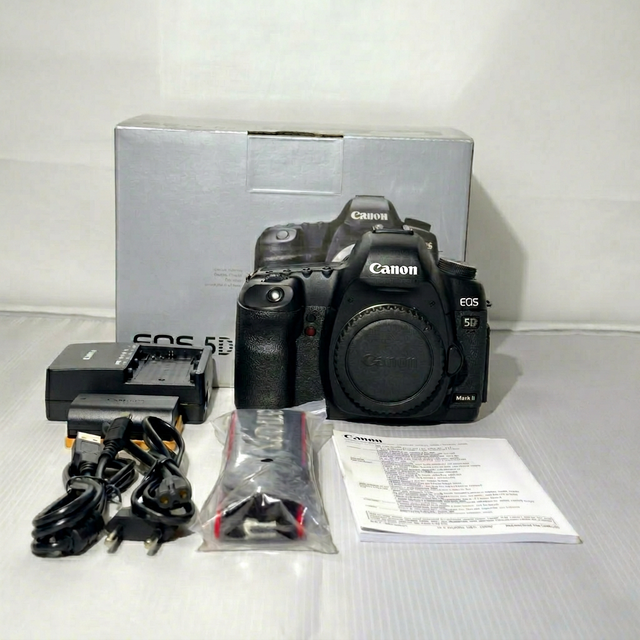 HFT Professional Mark II Full-frame DSLR Camera 1080P Full HD Video 3.0inch Display CF Card