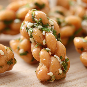 Snacks de Trigo Semiblandos Fritos con Sabor a <span class=keywords><strong>Cebolla</strong></span> Salada China, Palitos de Sésamo Trenzados - Product Image 3