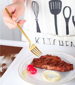 تخفيضات كبيرة على طقم أدوات مائدة من الفولاذ المقاوم للصدأ سكين أواني مائدة غربية مبتكرة طقم أدوات مائدة معلقة ذهبية للحفلات - Product Image 4
