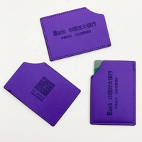 Porte-cartes simple en cuir PU violet avec logo personnalisé, étui pour cartes à une fente, étui pour cartes de visite