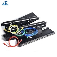 Gestionnaire de câbles horizontal 2U tout en plastique double face pour armoire de rack ouverte à 2 poteaux de 19 pouces