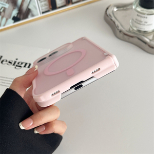 Funda Magnética Delgada de TPU+PC con Acabado Mate de Alta Calidad para iPhone Duo 18 Fold, Compatible con Carga Inalámbrica - Product Image 5