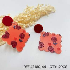 Boucles d'oreilles pendantes à la mode, motif corail rose, clous rouges pour femmes, 12 pièces - Product Image 1