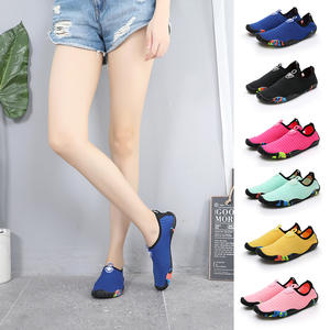 Zapatos Acuáticos Unisex para Jóvenes, con Suela de Goma, Parte Superior de Tela Elástica y Amortiguación - Product Image 2