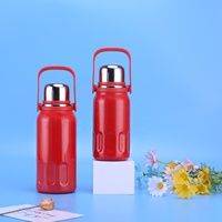 Bouteille isotherme à double paroi en acier inoxydable avec infuseur à thé intégré, poignée de transport et couvercle sécurisé pour café chaud, thé, voyage
