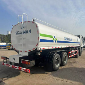 Camión Cisterna SHACMAN F3000 8X4 de 28000 Litros con Rociador de Agua, 350HP, Tanque de Acero Inoxidable, Camión Cisterna para Transporte de Agua - Product Image 4
