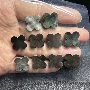 Perle di <span class=keywords><strong>Pietra</strong></span> Naturale VC all'Ingrosso 13x13x2mm, Conchiglie di Madreperla a Quadrifoglio - Product Image 2
