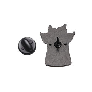 Spilla con zampa di gatto per amanti dei gatti zaino distintivo per gioielli regalo per amici - Product Image 5