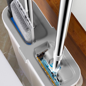 Ahorro de espacio húmedo y seco fácil de autolimpieza cubo piso microfibra control de polvo fregona plana y juego de escobas - Product Image 4