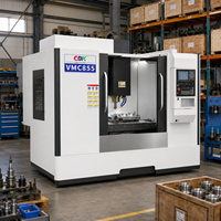 Centre d'usinage 3 axes VMC855 avec magazine à 24 outils et table de travail de 1000x550mm pour plaques de charnières en quincaillerie