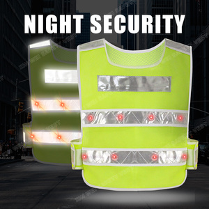 سترة عاكسة مخصصة للمهندسين وعمال البناء مع شعار وإضاءة LED عالية الجودة - Product Image 5