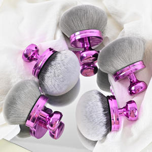 OEM & ODM grande spazzola ventilatore portatile capelli sintetici Semi-cerchio polvere spazzola per il viso e il corpo trucco fondotinta e pennello di contorno - Product Image 5