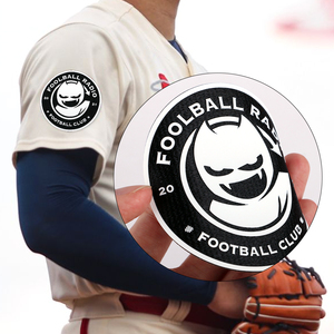 Neue Fabrik Direkt vertrieb Sportswear Gummi Etiketten Applique National <span class=keywords><strong>Association</strong></span> Football Team Logo Silikon Patches