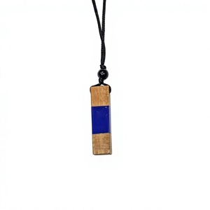 Collar Colgante de Madera Natural y Resina con Efecto Océano Azul, Engaste de Bisel, Moderno para Regalo, Uso Diario, Collar con Patrón de Mármol - Product Image 3
