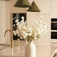 Fleurs artificielles Laelfe Kiku blanches - 5 pièces de fausses chrysanthèmes en soie, petites fleurs en forme de boule, décorations pour tiges de fleurs d'automne