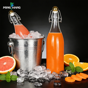 Botella de Vidrio Vacía con Tapa Abatible de Grado Alimenticio para Cerveza, Refrescos, Café, Té, <span class=keywords><strong>Vodka</strong></span>, con Tapa Sellada con Hebilla de Bola Dorada - Product Image 1