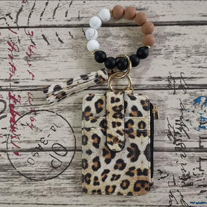 Fashion <strong>Silicone</strong> <strong>Bead</strong> Bracelet Keychain Wallet Folded Vertical Zipper Card Bag Leopard PU Leather Wallet Keychain Gift for Women - Product Image 3