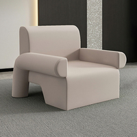 Fauteuil moderne en flanelle avec mousse à mémoire de forme, petit canapé sectionnel de style nordique pour salon avec structure en bois massif