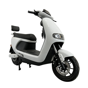Bicicleta Eléctrica Urbana para Desplazamientos en Ciudadanos con Tráfico Intenso, 72V 1200W, Juego de Espejos, Pedales Plegables, 50 km/h, Maniobras Rápidas - Product Image 4